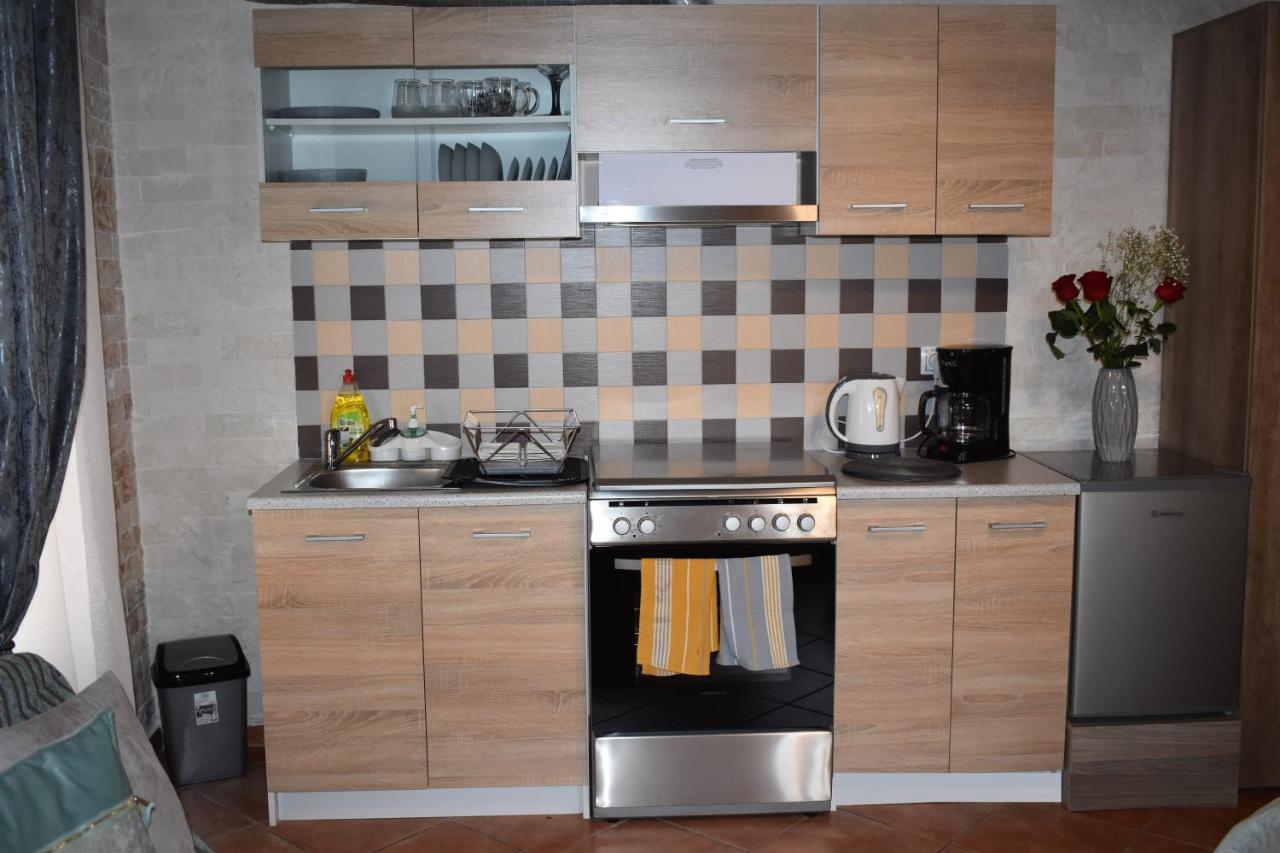 Harmony Apartment Lavrion Exterior photo